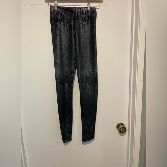 BlackMilk Oil Slicks Leggings